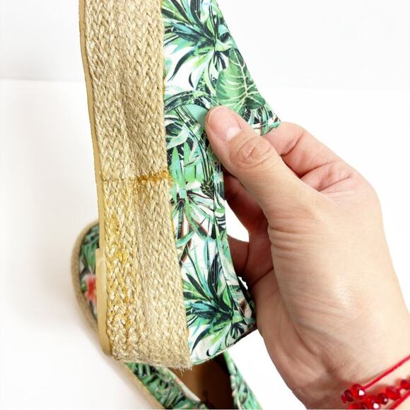 QUPID TROPICAL LEAF GREEN PINK WHITE WOMEN ESPADRILLES SIZE 6 - Picture 5 of 6